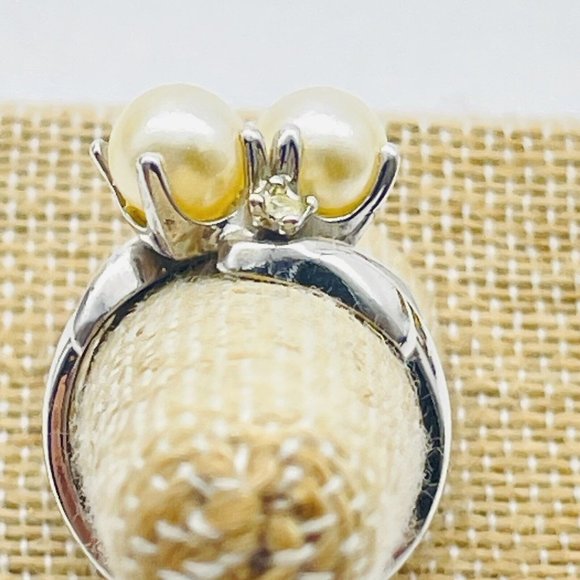 Double Faux Pearl Ring Marked 18 KGE Rhinestone Accents Classic Career Cosplay - Picture 7 of 9